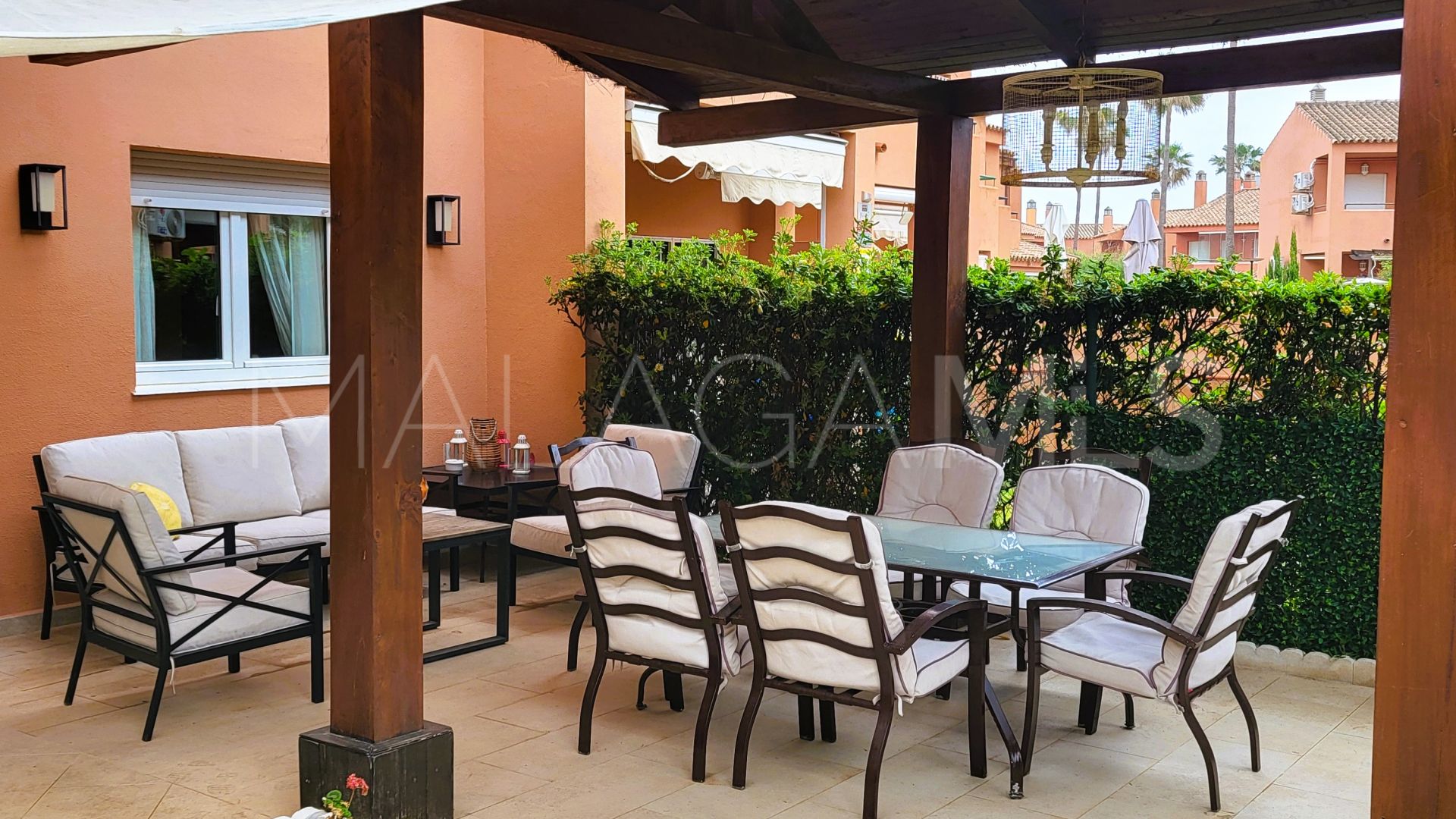 Doppelhaushälfte for sale in Manilva Beach