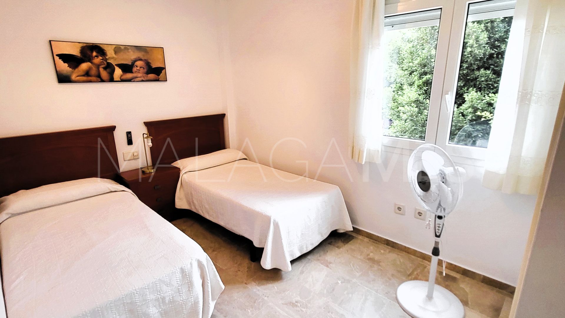 Doppelhaushälfte for sale in Manilva Beach