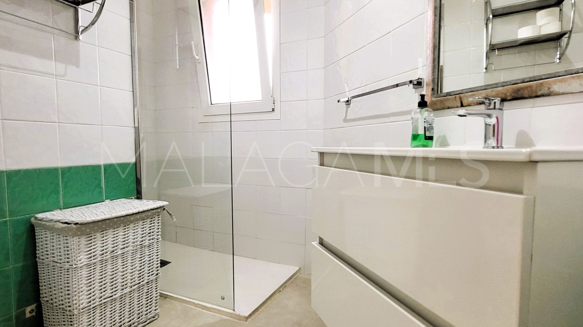 Doppelhaushälfte for sale in Manilva Beach