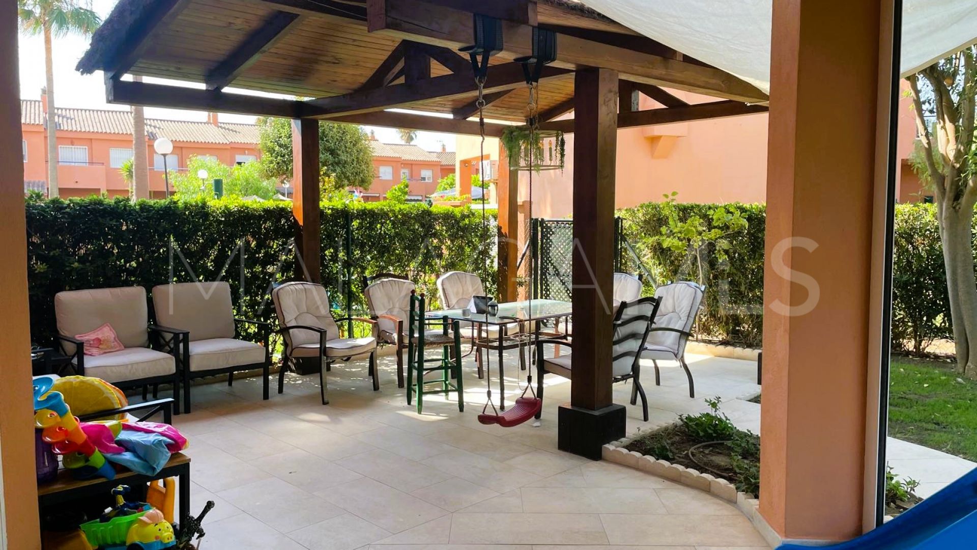 Doppelhaushälfte for sale in Manilva Beach