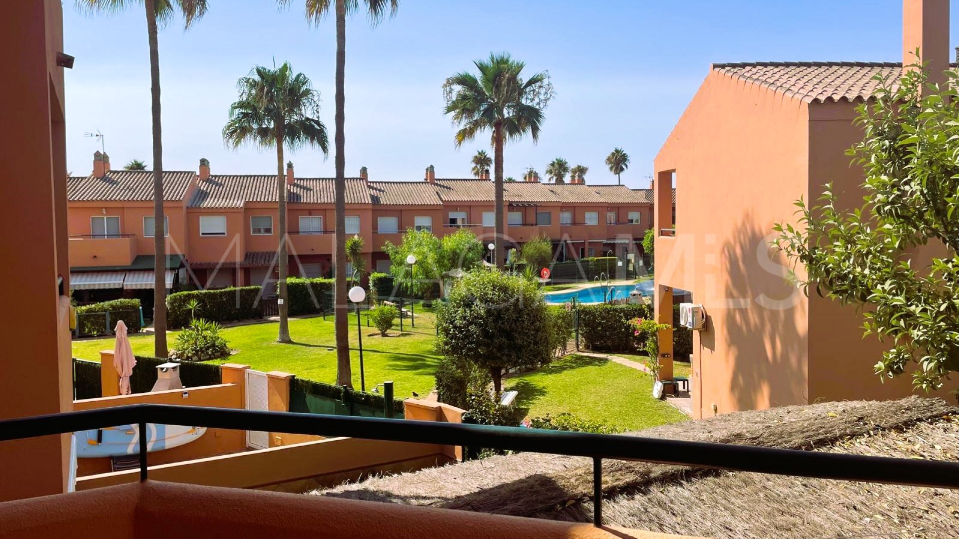 Doppelhaushälfte for sale in Manilva Beach