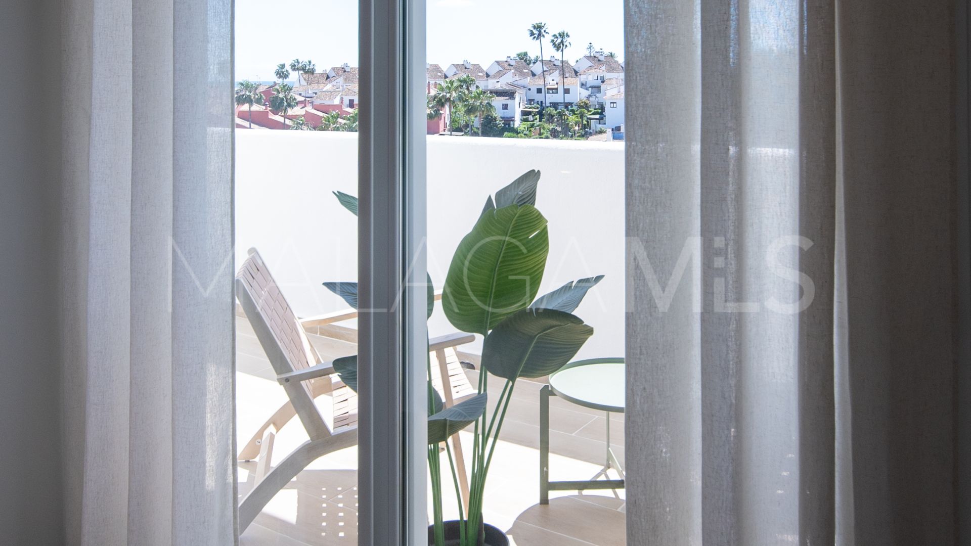 Bahía de Estepona, apartamento with 2 bedrooms a la venta