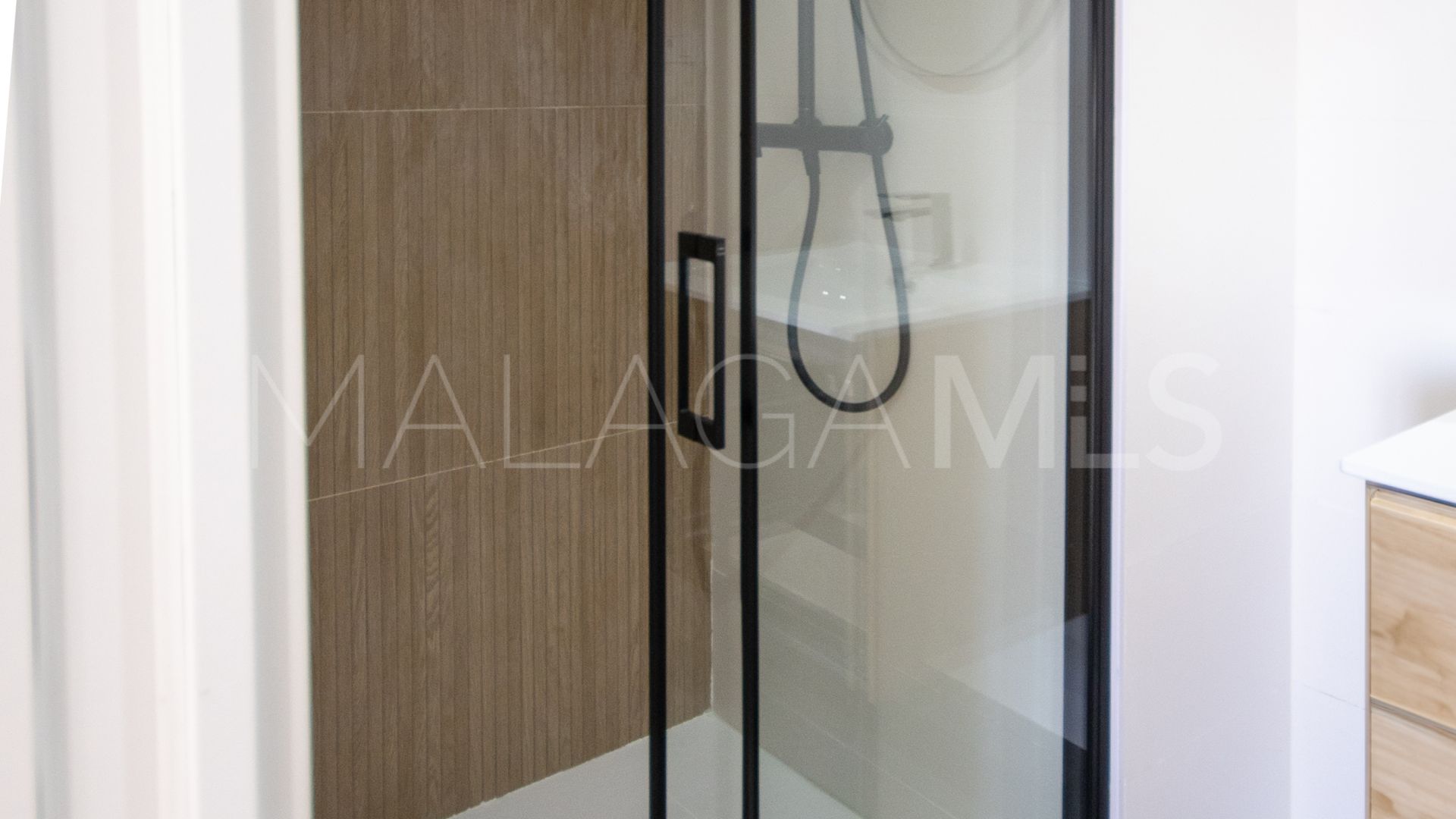 Bahía de Estepona, apartamento with 2 bedrooms a la venta