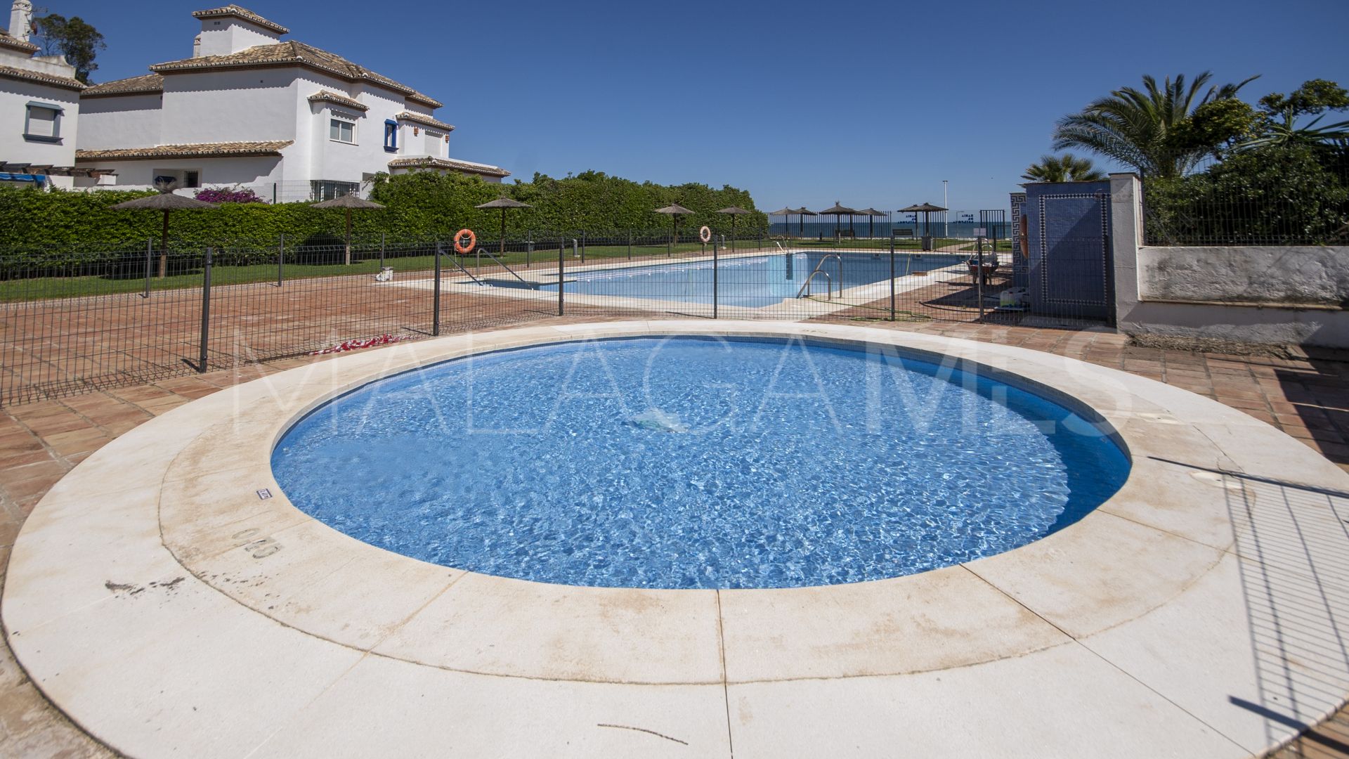 Bahía de Estepona, apartamento with 2 bedrooms a la venta