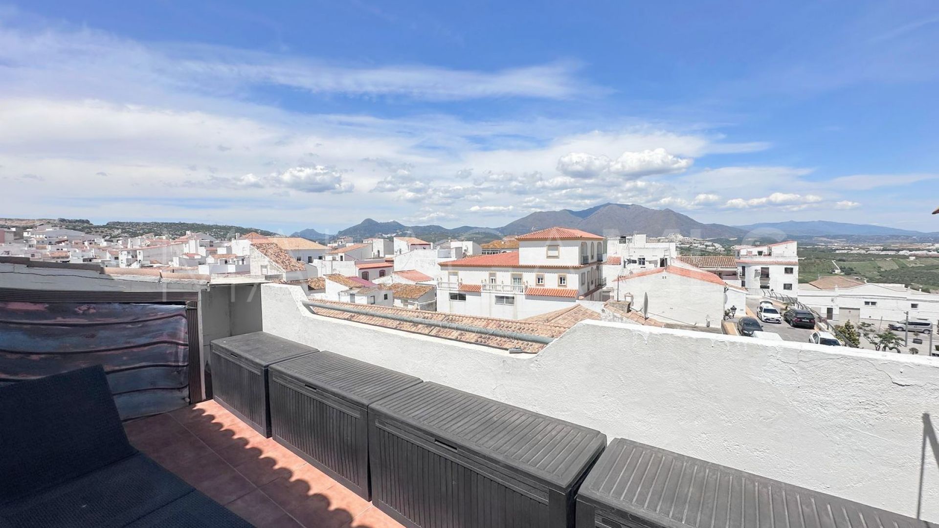 Manilva 1 bedroom penthouse for sale