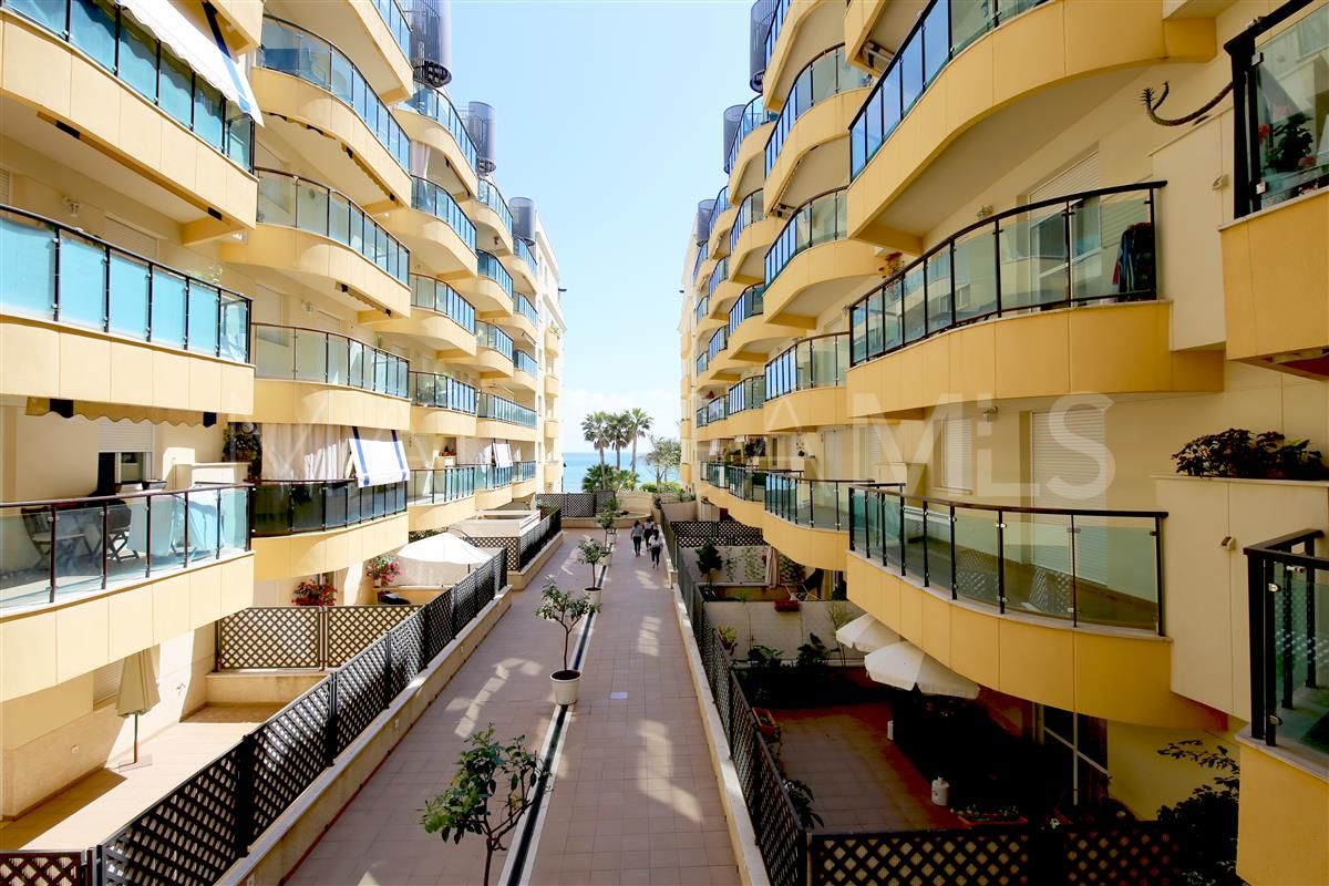 Estepona Centro, apartamento a la venta