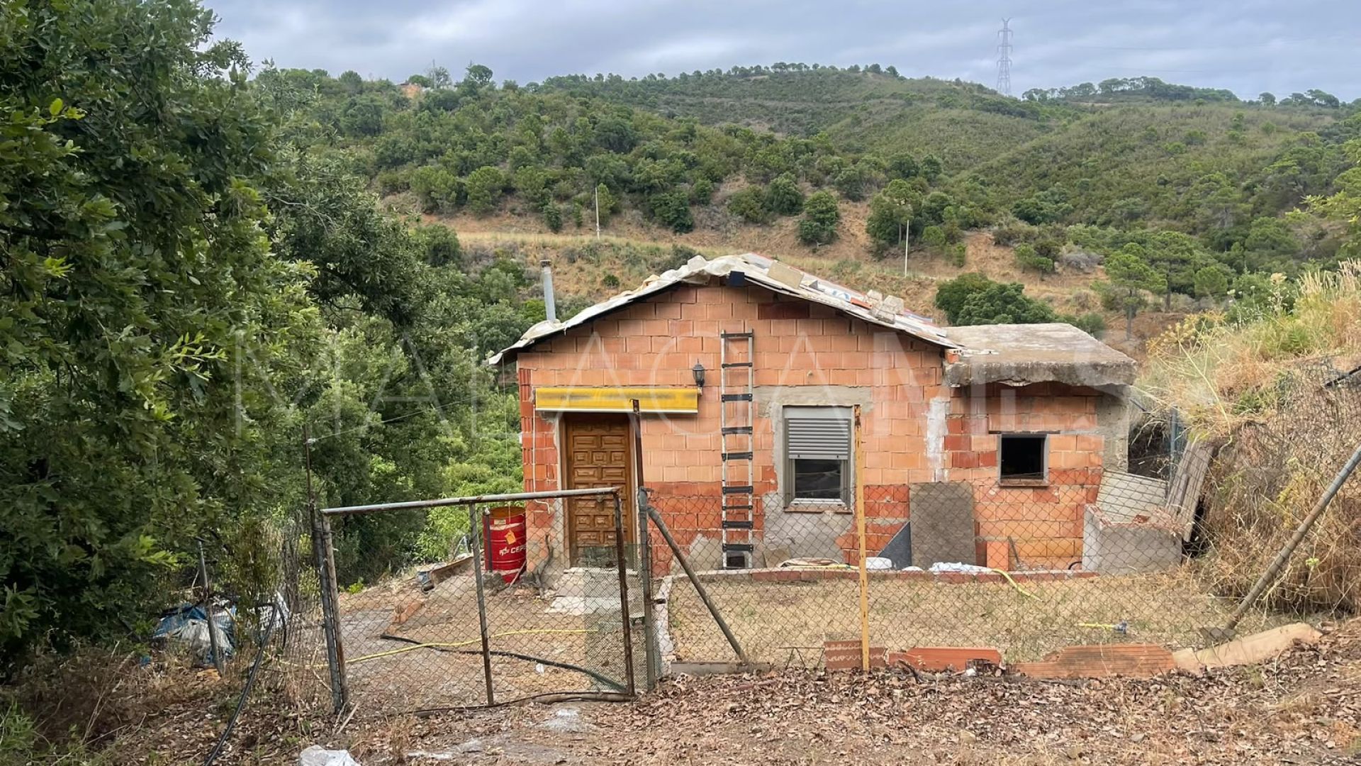 Terrain for sale in Los Reales - Sierra Estepona