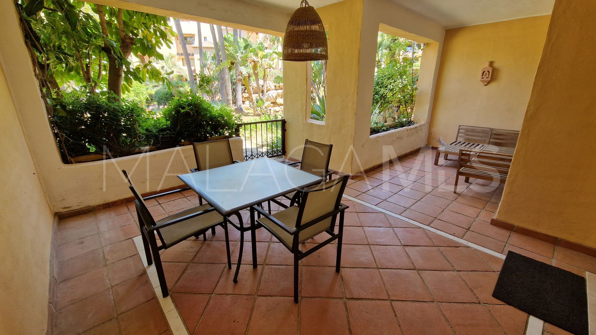 For sale 2 bedrooms ground floor apartment in El Campanario