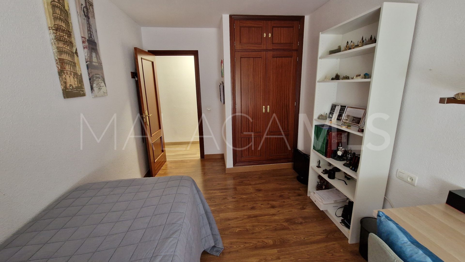 Estepona Puerto, apartamento for sale