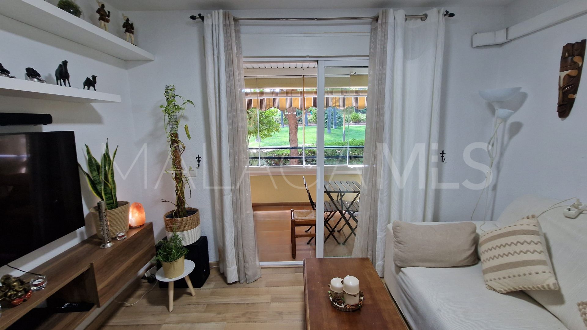 Estepona Puerto, apartamento for sale