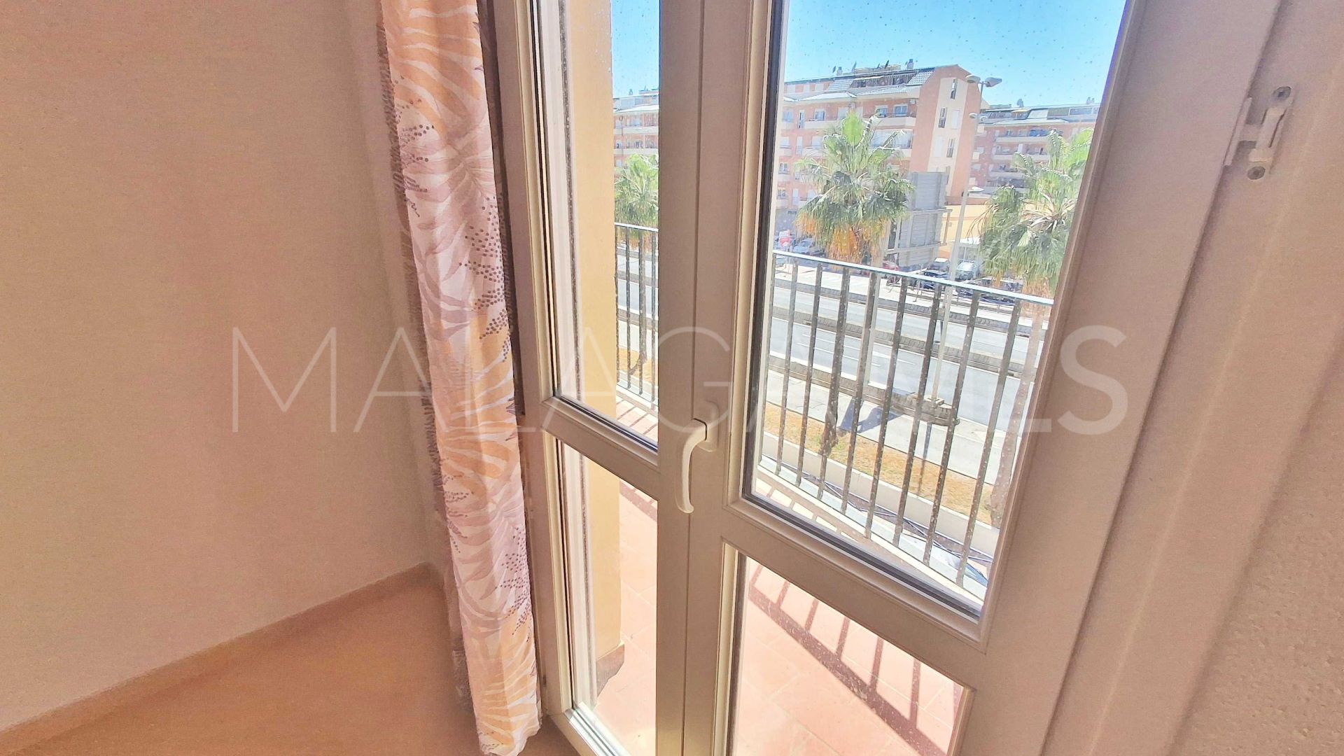 Buy piso de 2 bedrooms in Sabinillas
