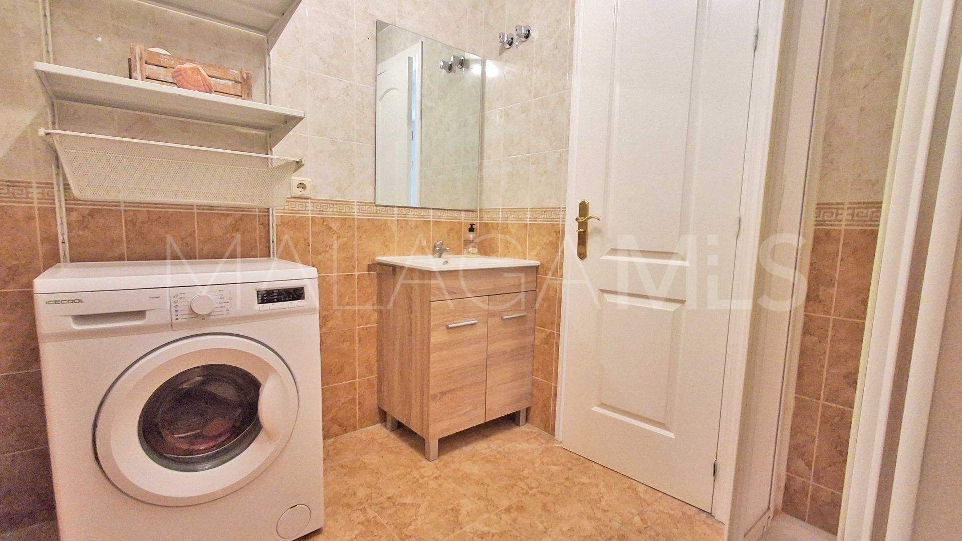 Buy piso de 2 bedrooms in Sabinillas