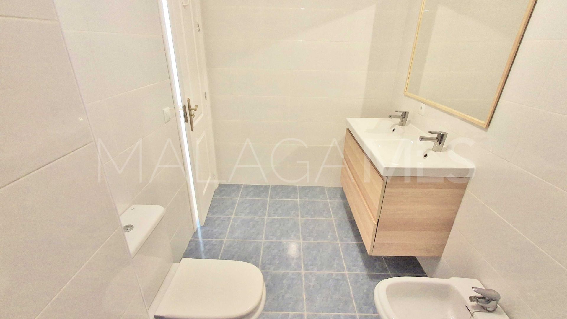 Buy piso de 2 bedrooms in Sabinillas
