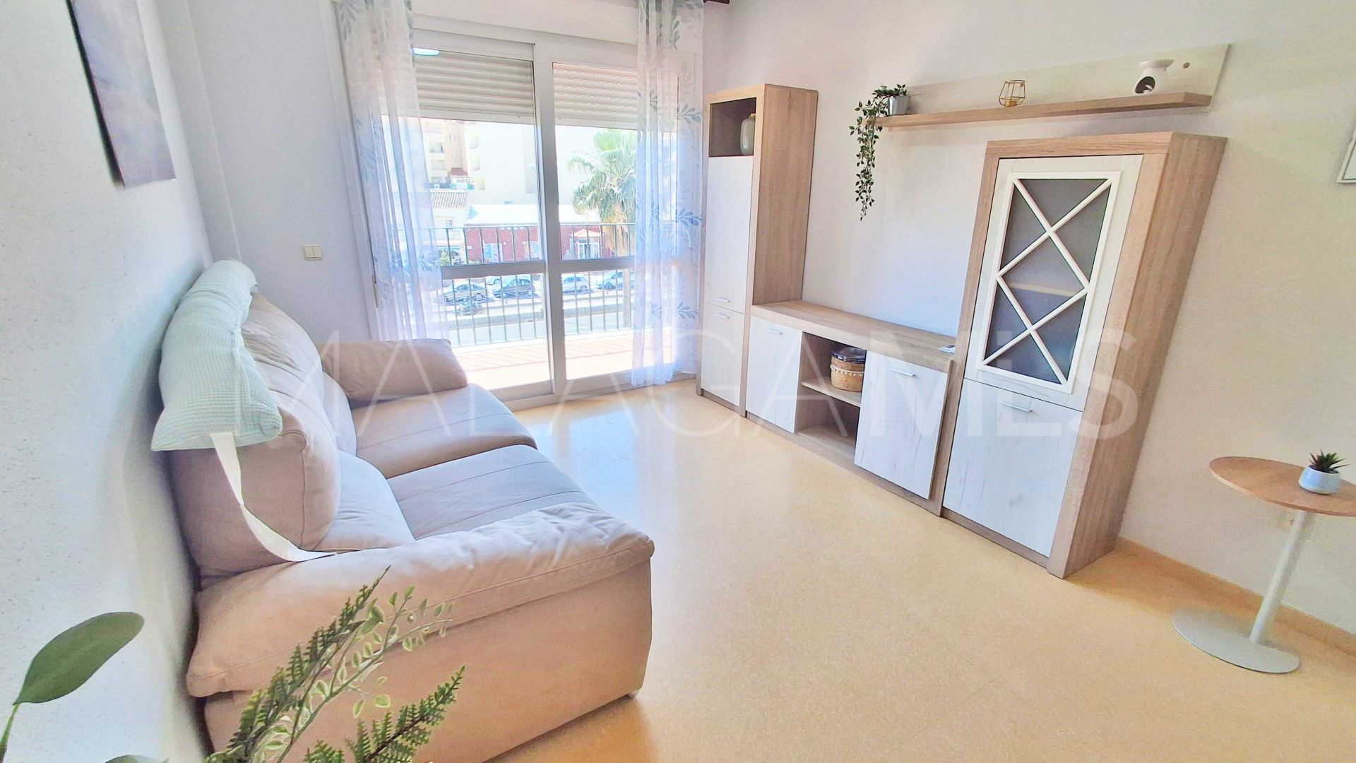 Buy piso de 2 bedrooms in Sabinillas