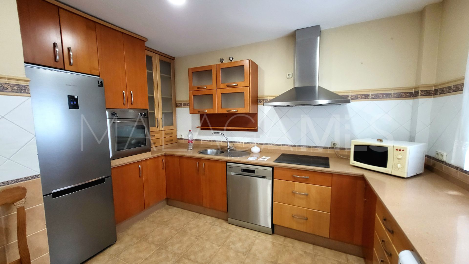 Flat with 3 bedrooms for sale in Estepona Centre