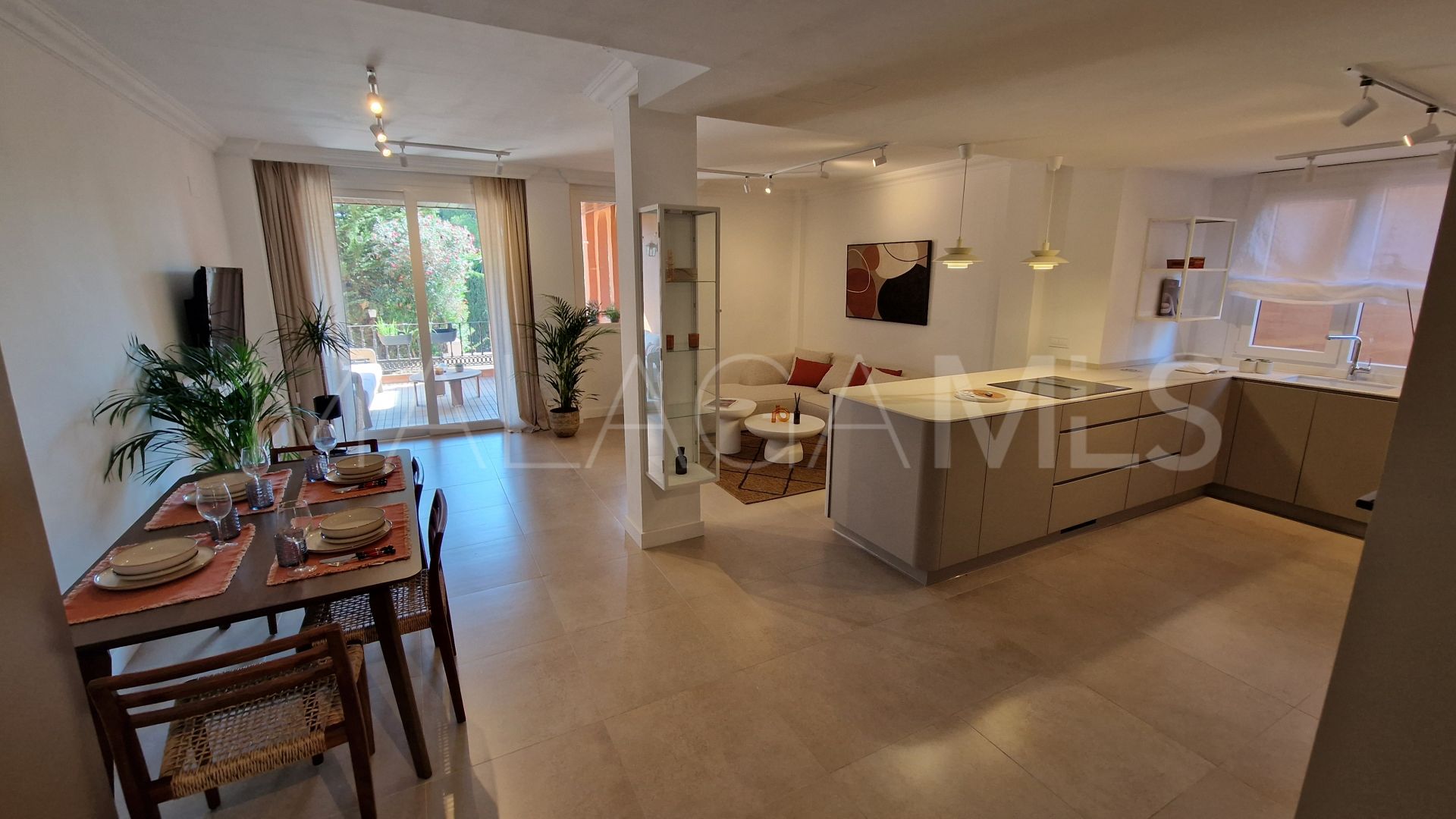 Apartment for sale in El Paraiso Playa