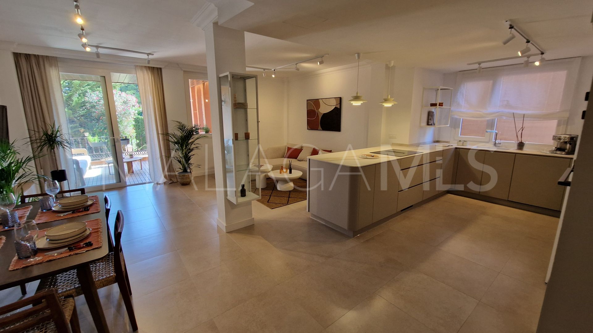 Apartment for sale in El Paraiso Playa