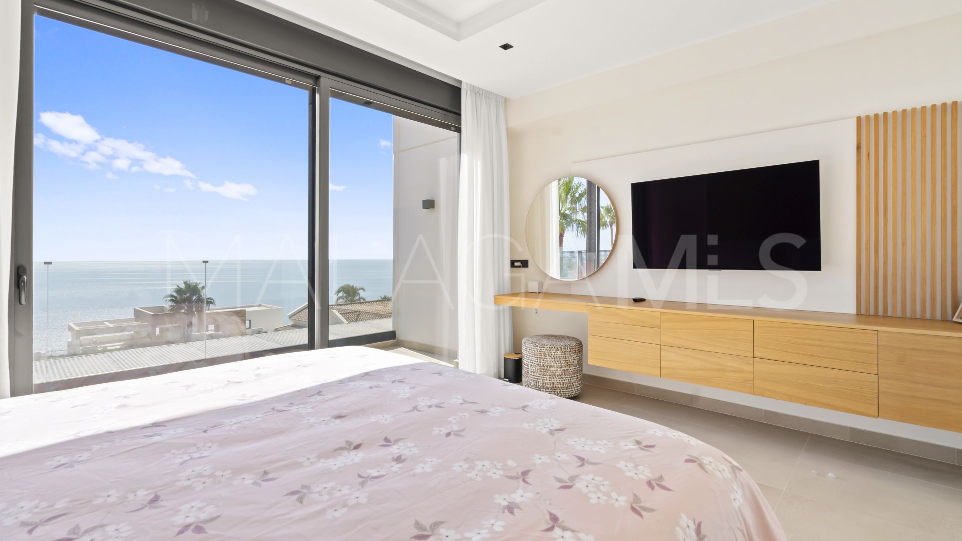 For sale 4 bedrooms villa in La Paloma