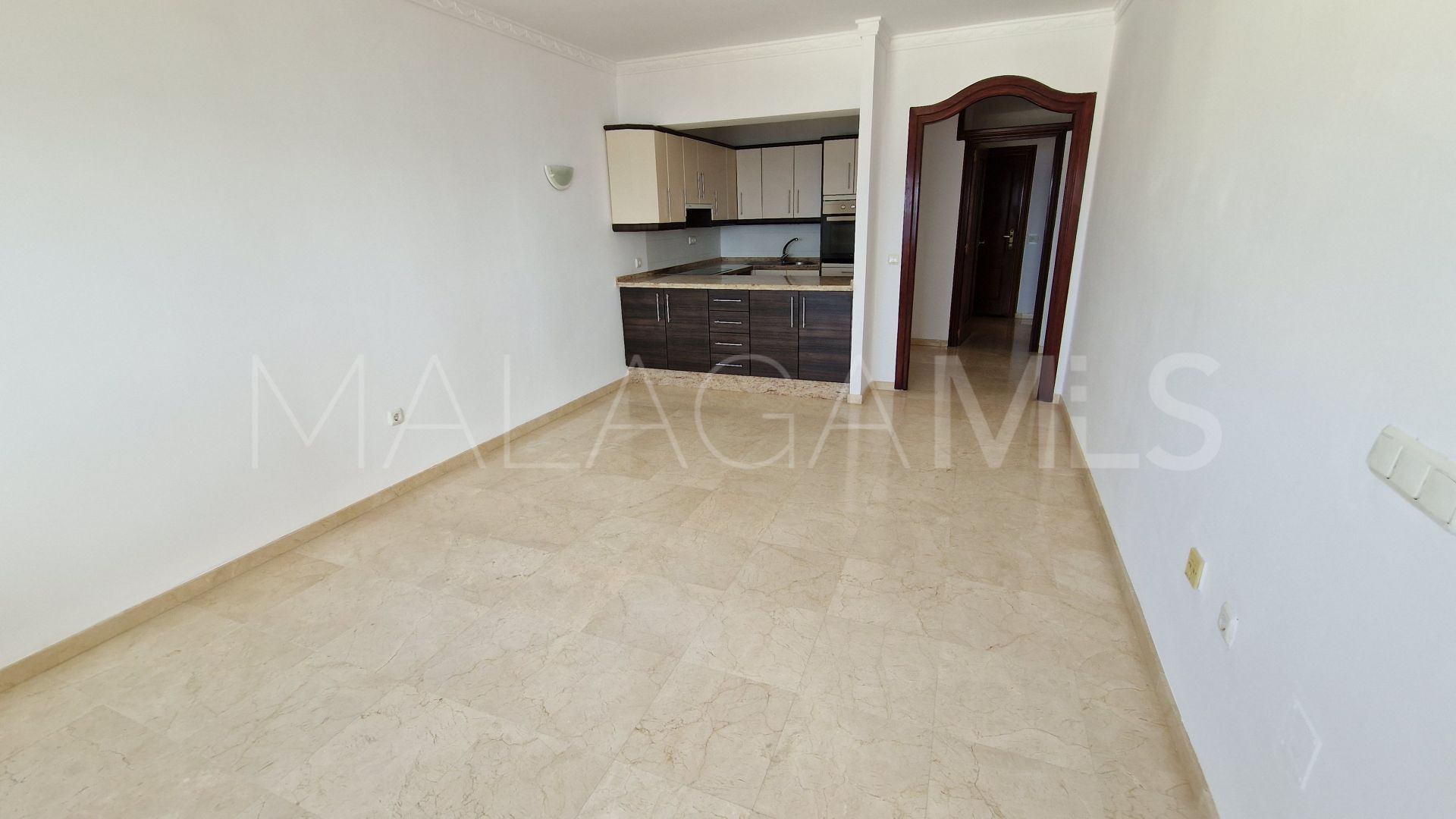 Se vende apartamento in Estepona Puerto