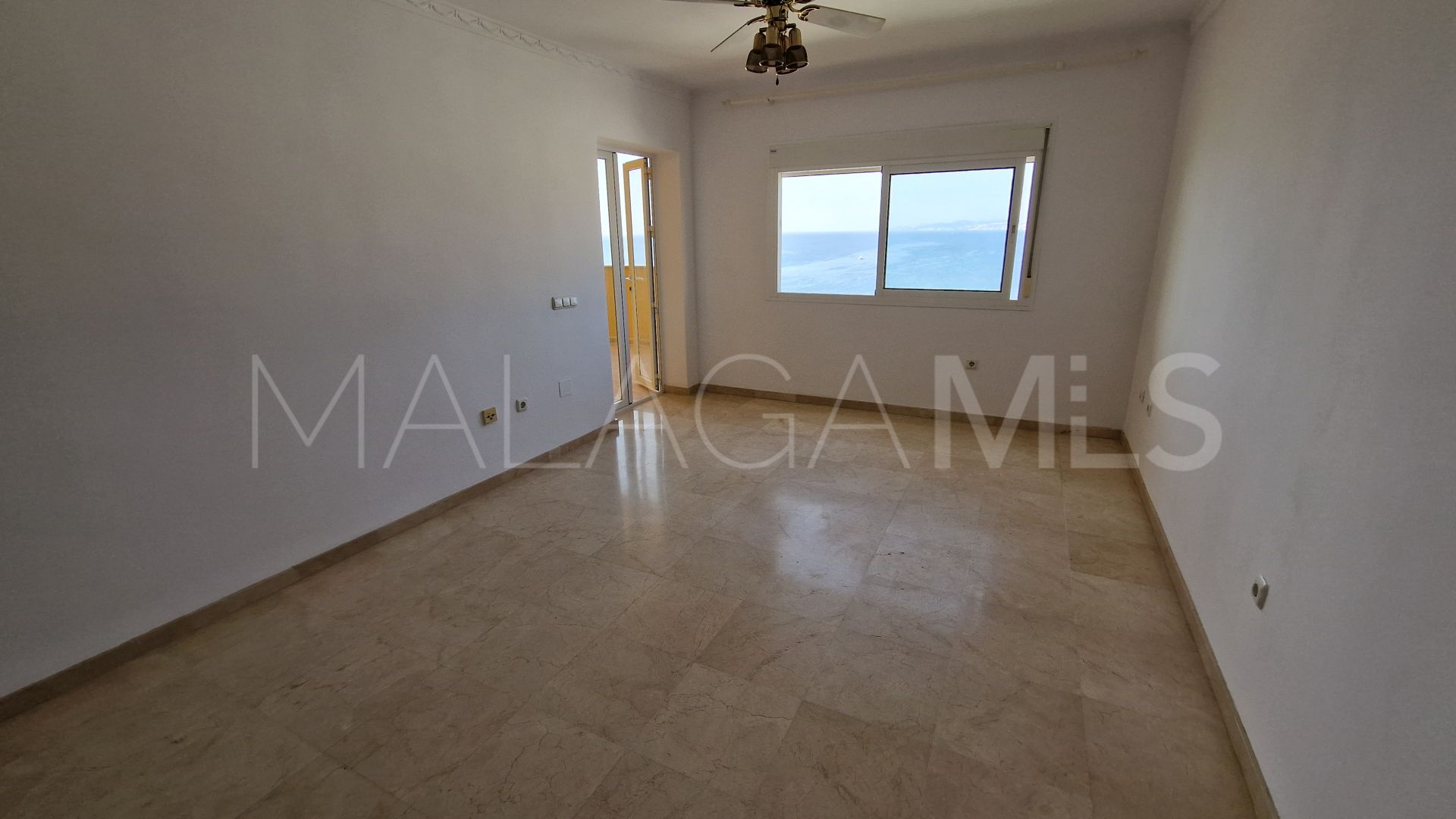 Se vende apartamento in Estepona Puerto