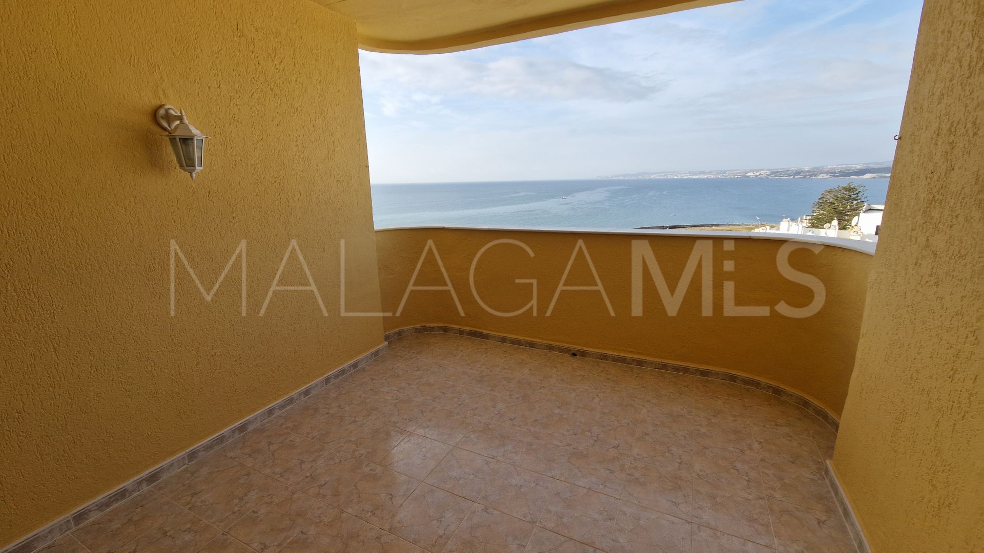 Se vende apartamento in Estepona Puerto
