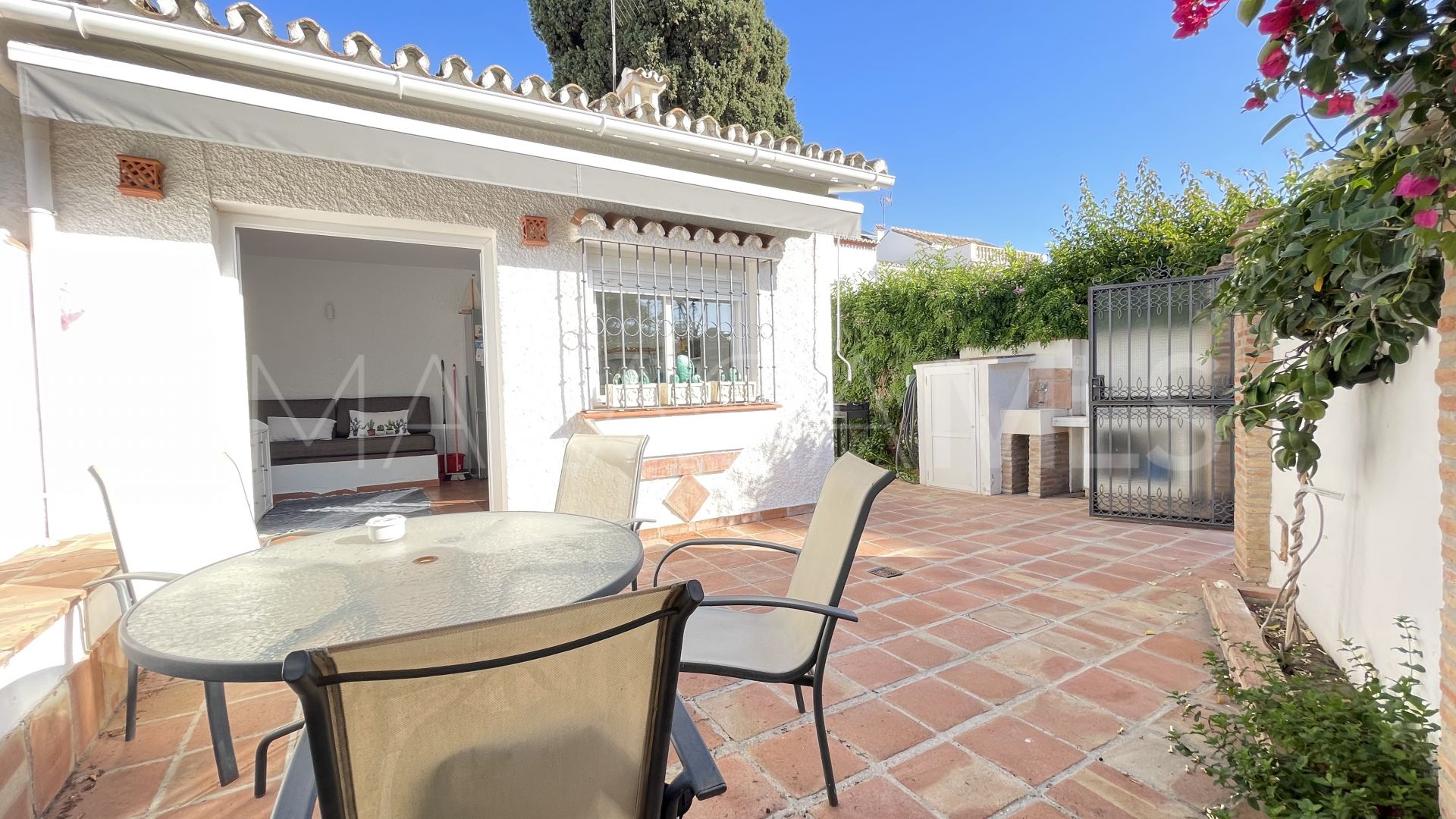 Hus i byn for sale in El Saladillo