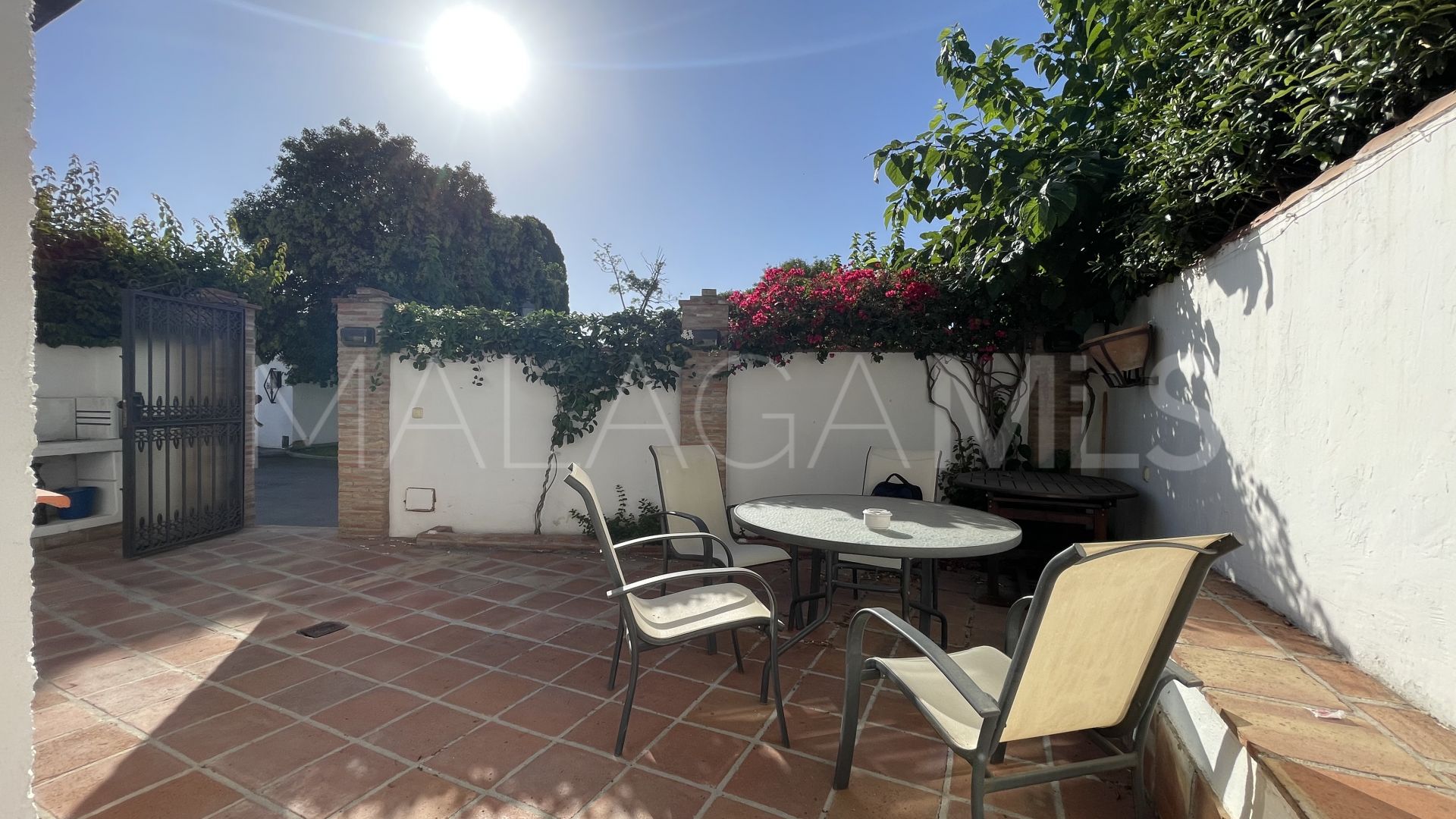Hus i byn for sale in El Saladillo