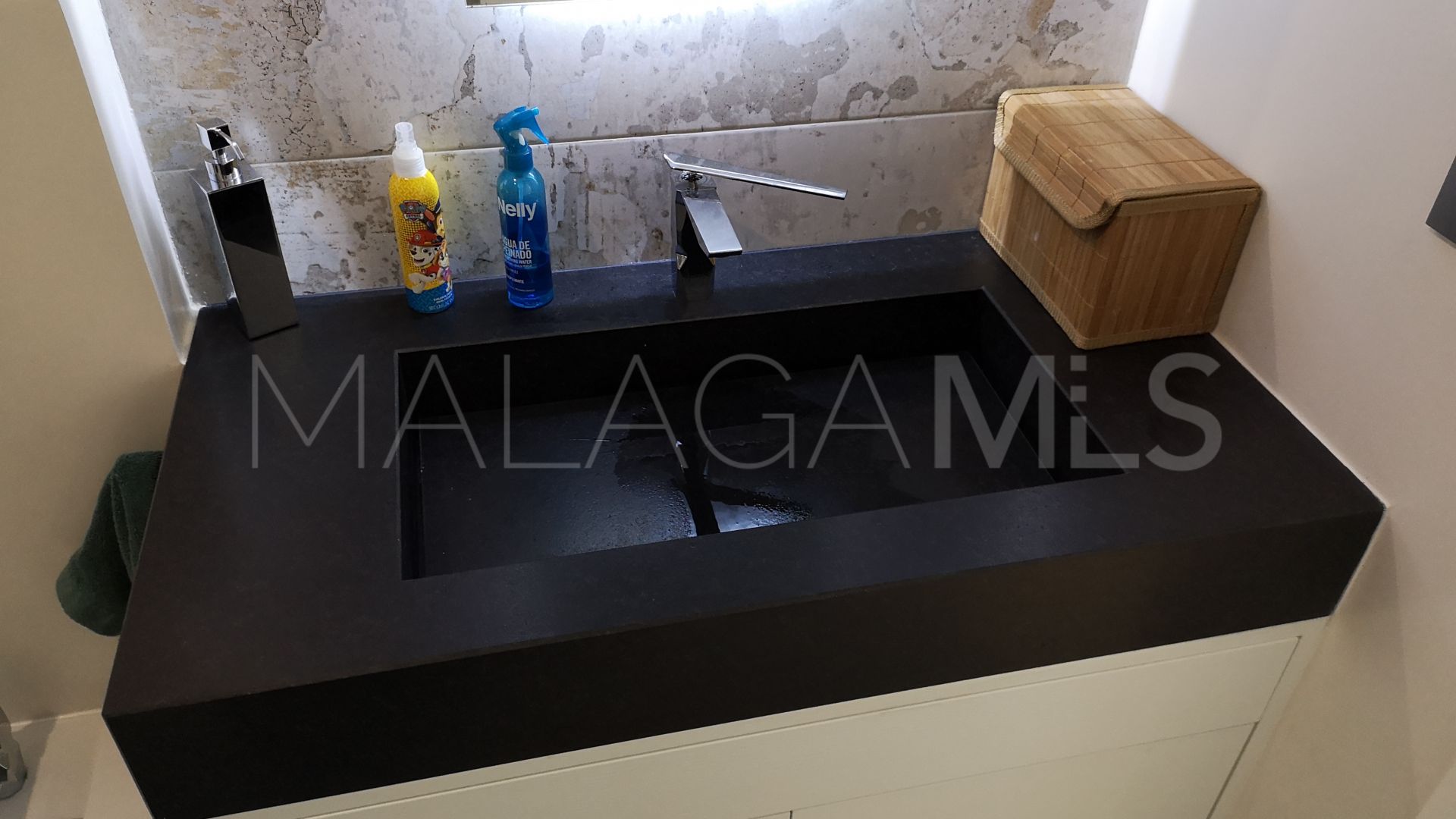Adosado a la venta in Avda de Andalucia - Sierra de Estepona