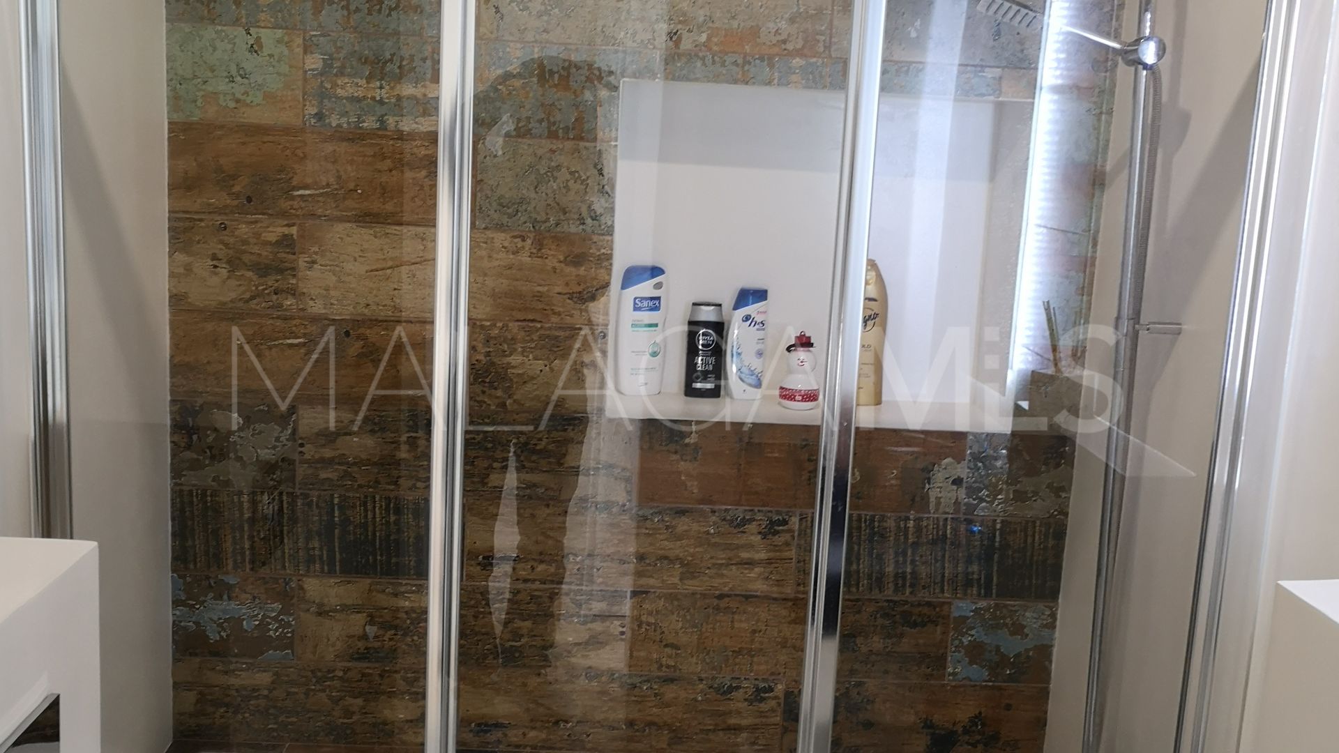Adosado a la venta in Avda de Andalucia - Sierra de Estepona