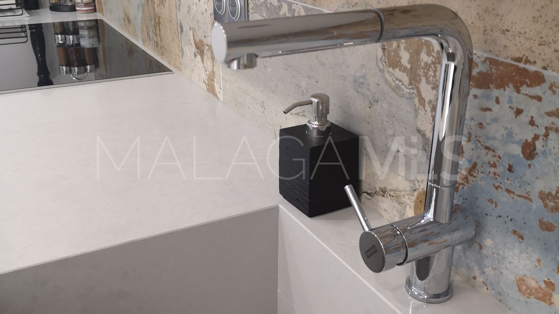 Adosado a la venta in Avda de Andalucia - Sierra de Estepona