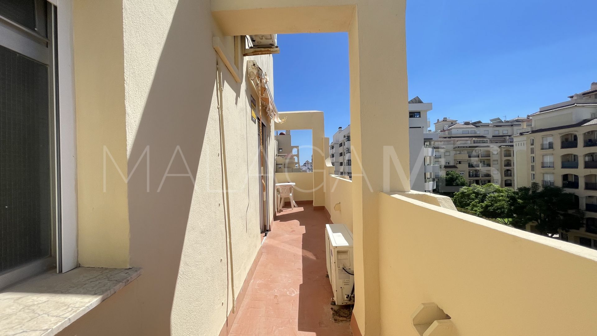 Duplex for sale in Estepona Centre