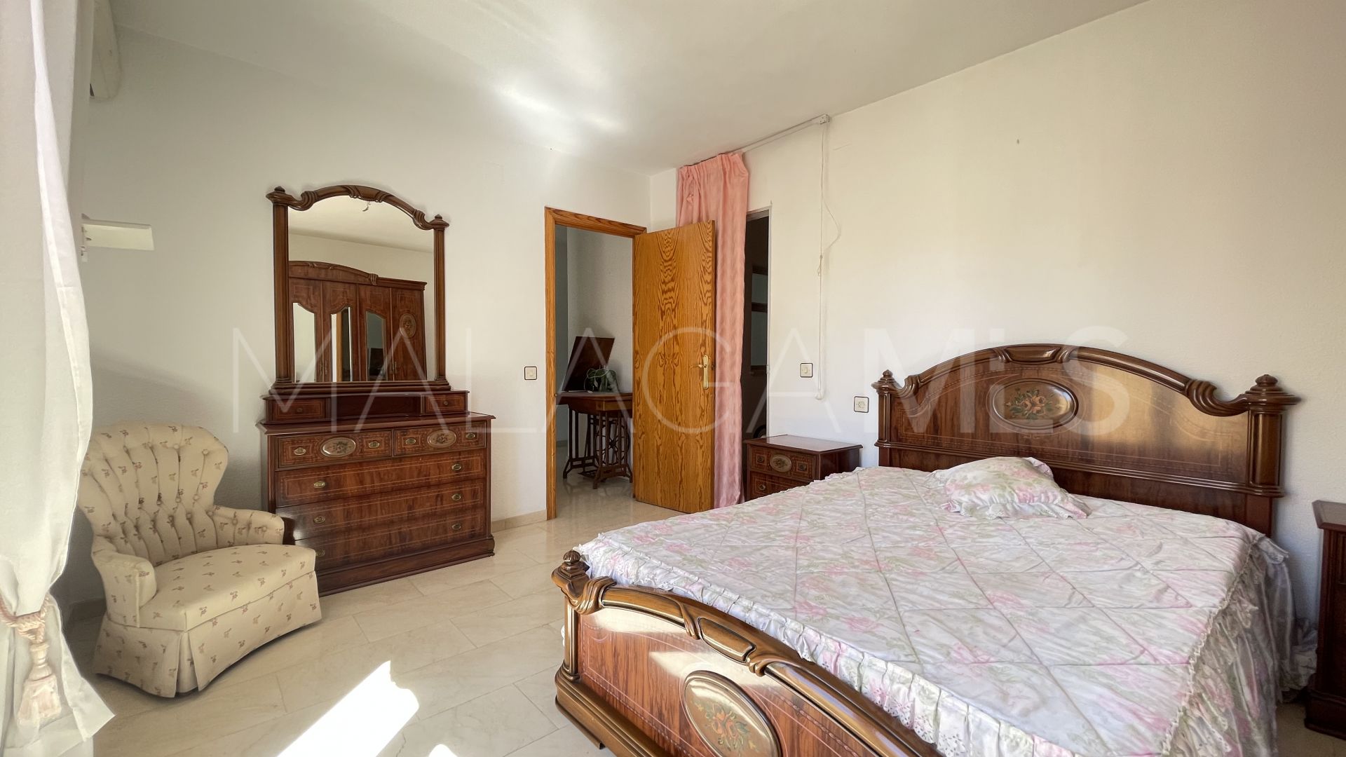 Duplex for sale in Estepona Centre