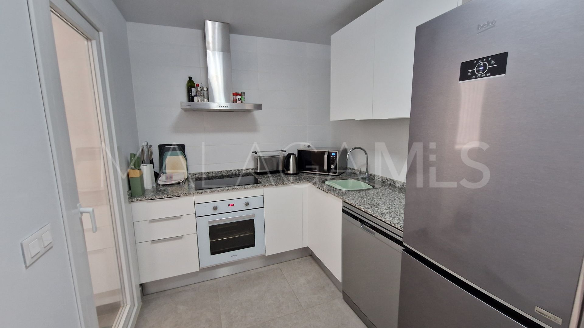 Wohnung for sale in Avda de Andalucia - Sierra de Estepona