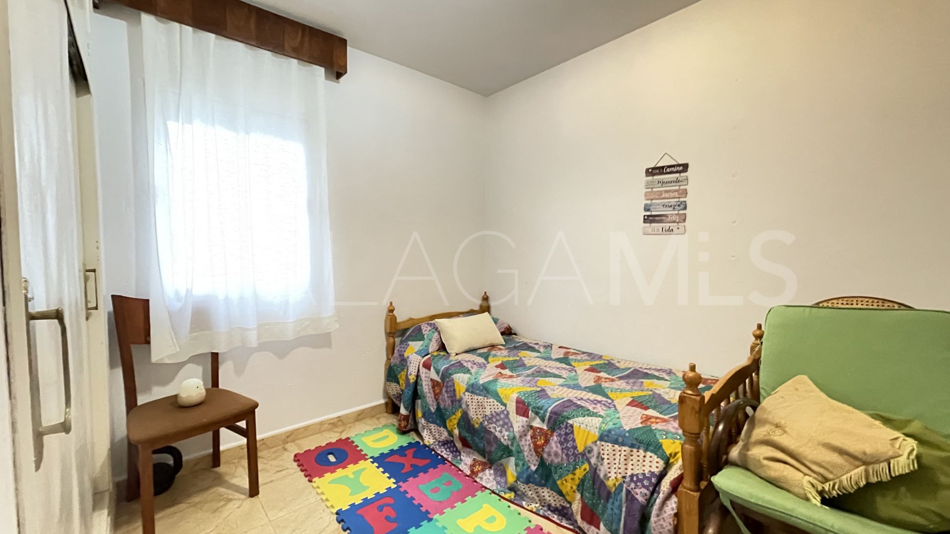 Buy apartment in Estepona Centre