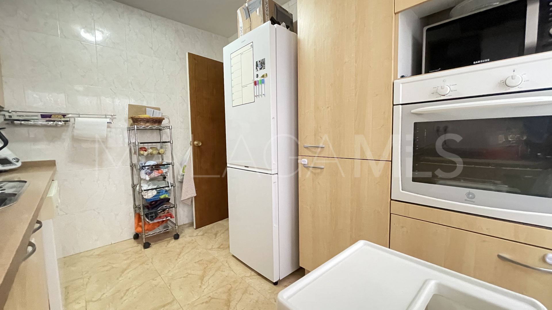 Buy apartment in Estepona Centre