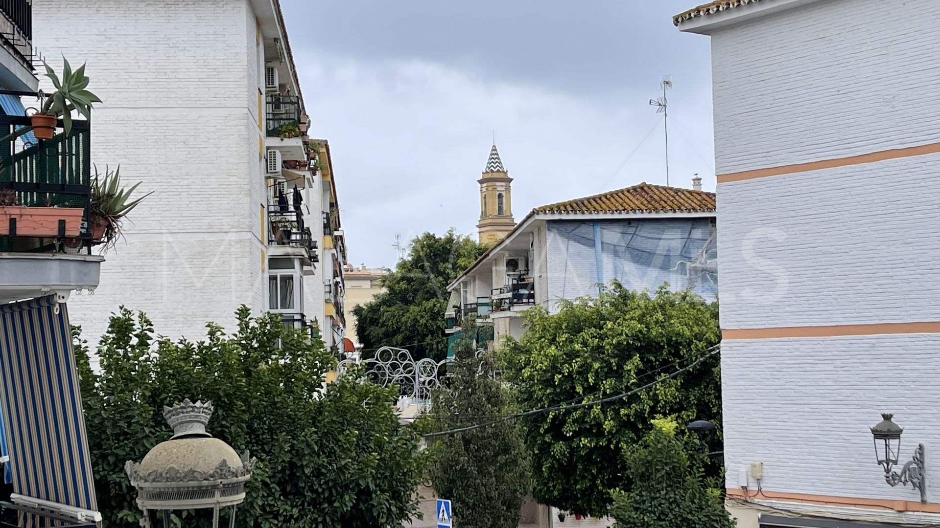 Buy apartment in Estepona Centre