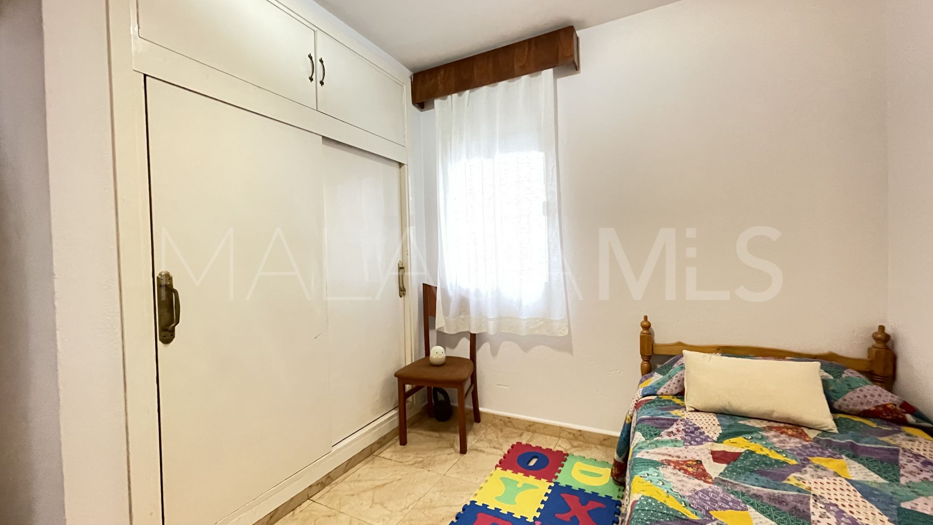 Buy apartment in Estepona Centre