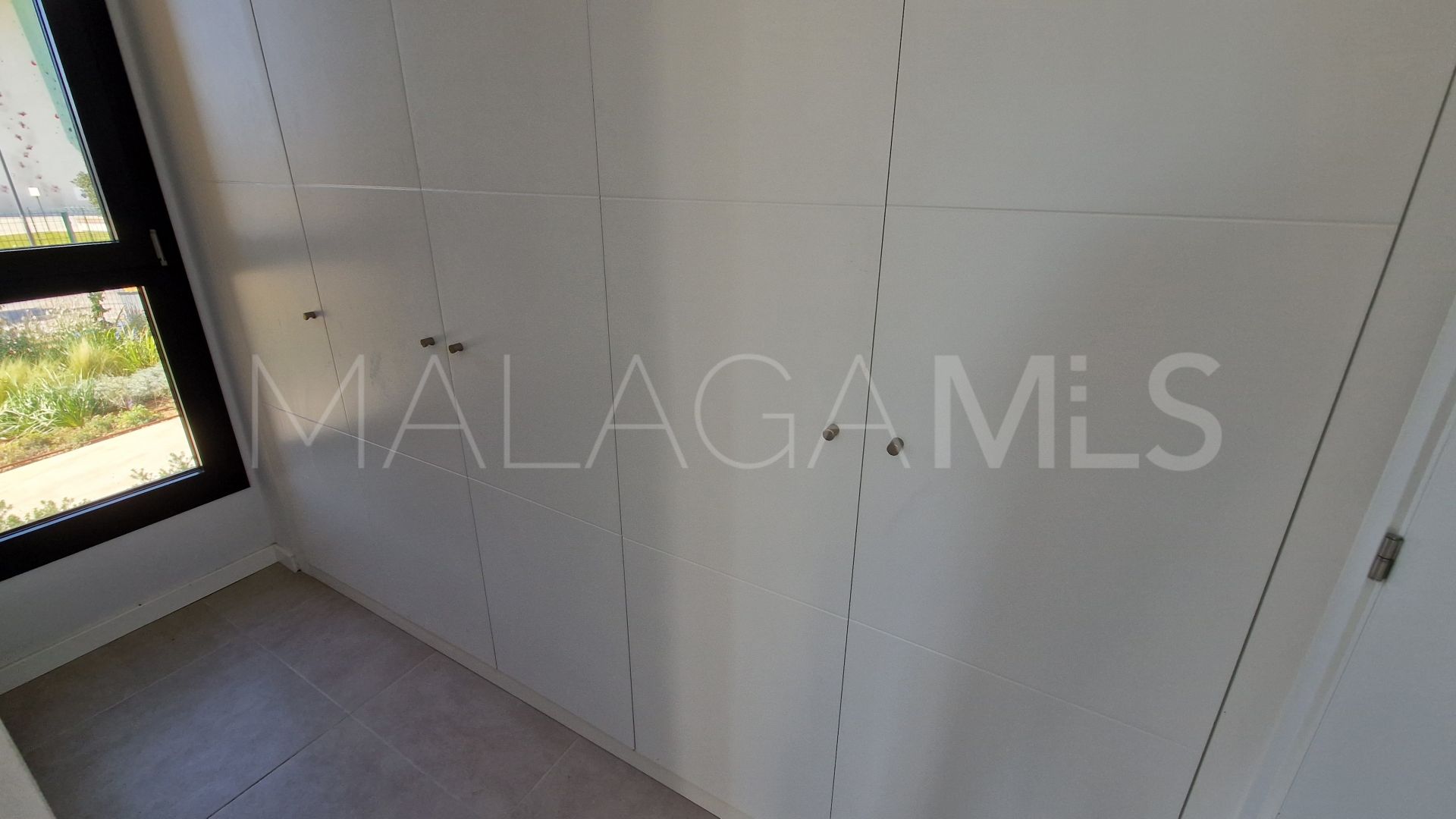 Apartamento planta baja de 3 bedrooms for sale in Estepona Centro
