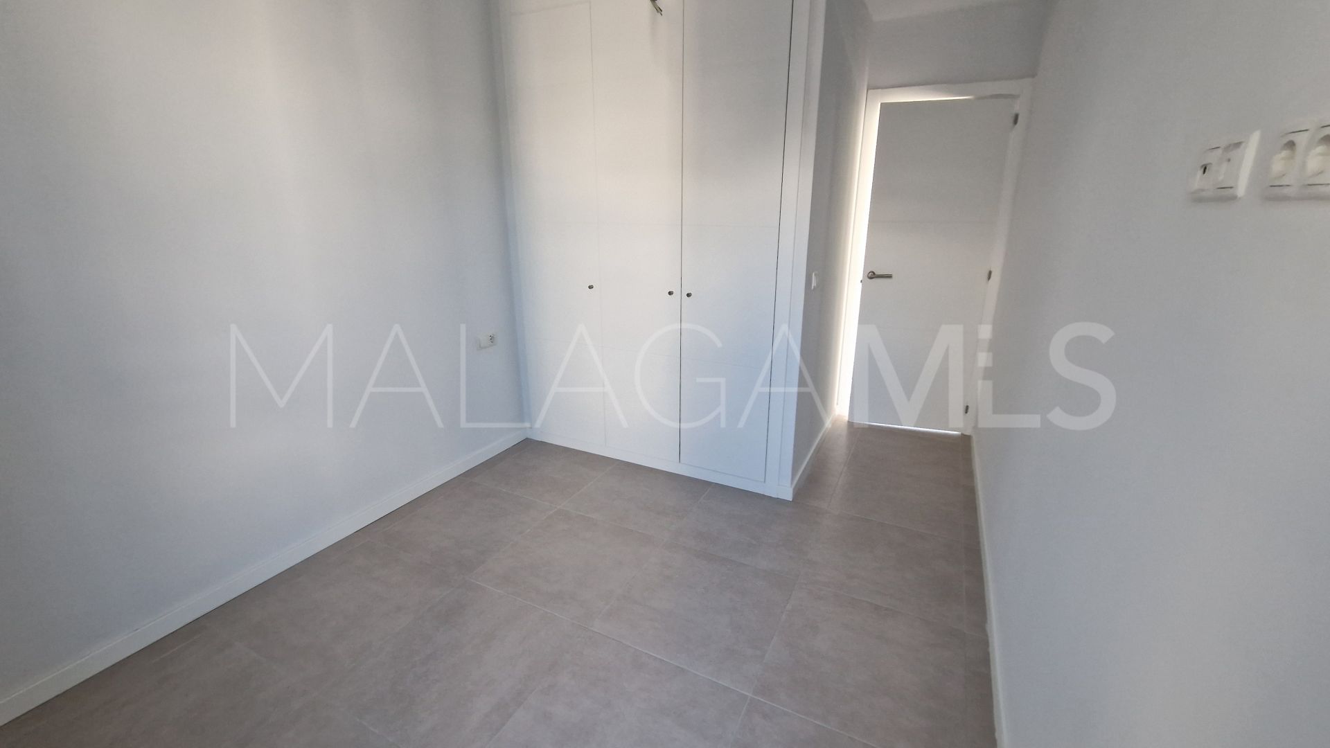 Apartamento planta baja de 3 bedrooms for sale in Estepona Centro