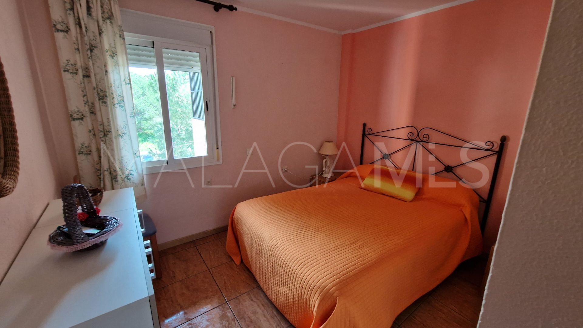 Apartamento for sale in Estepona Oeste with 3 bedrooms