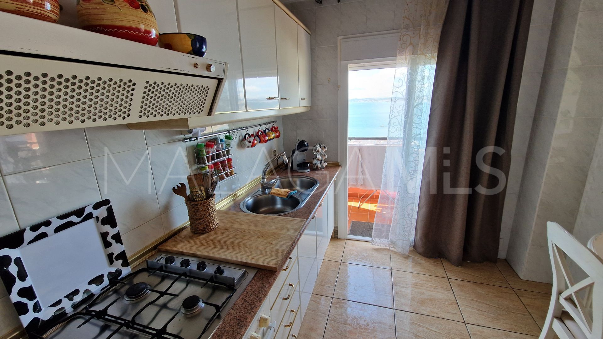 Apartamento for sale in Estepona Oeste with 3 bedrooms