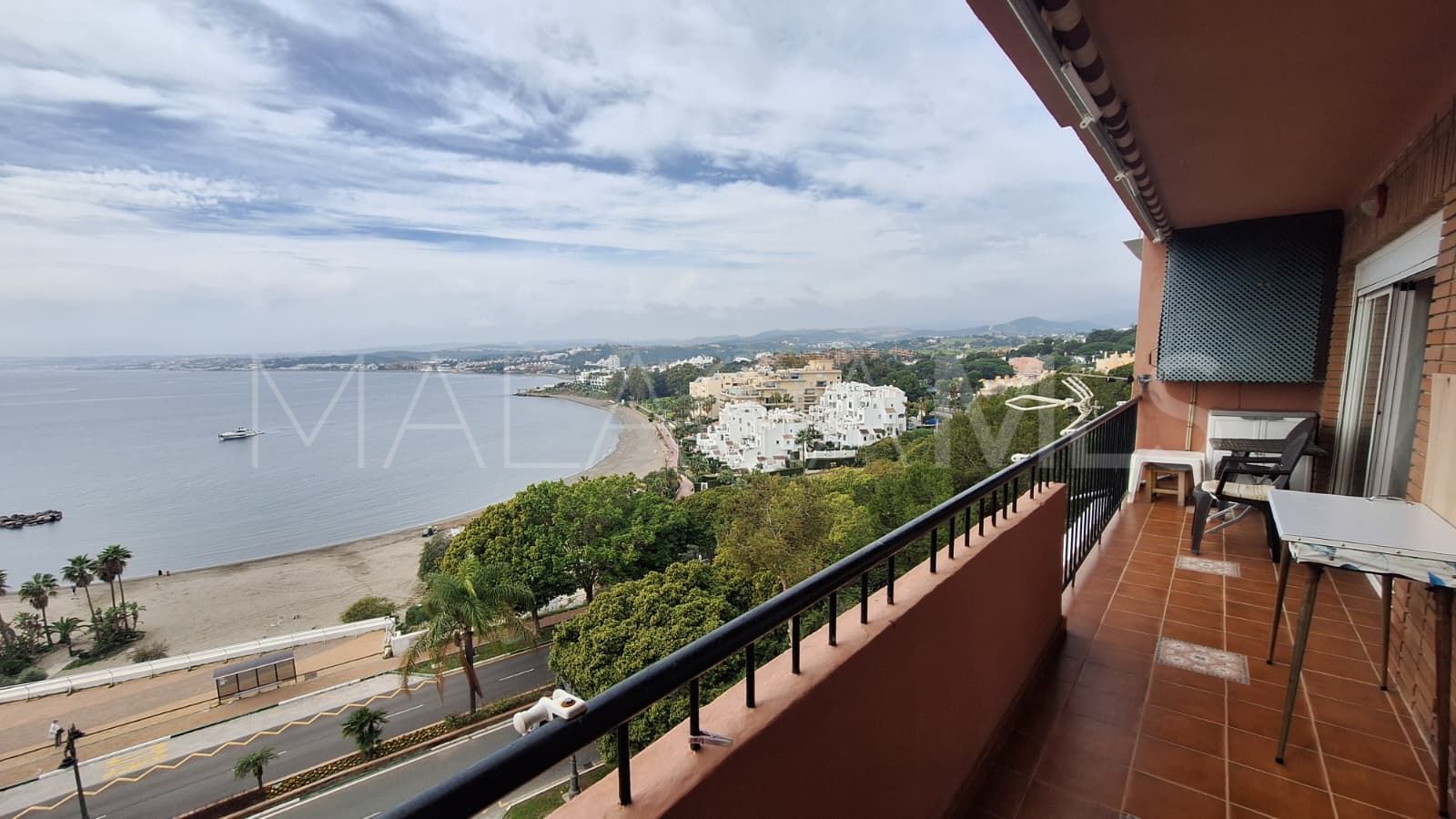 Apartamento for sale in Estepona Oeste with 3 bedrooms