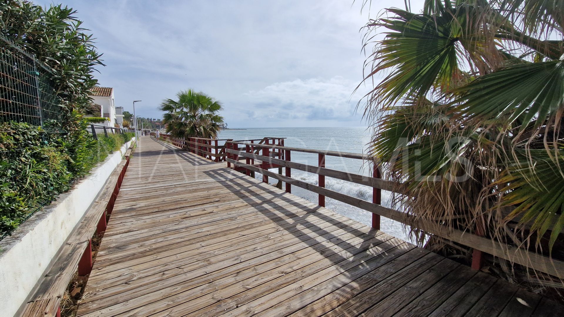 1 bedroom El Pirata ground floor duplex for sale