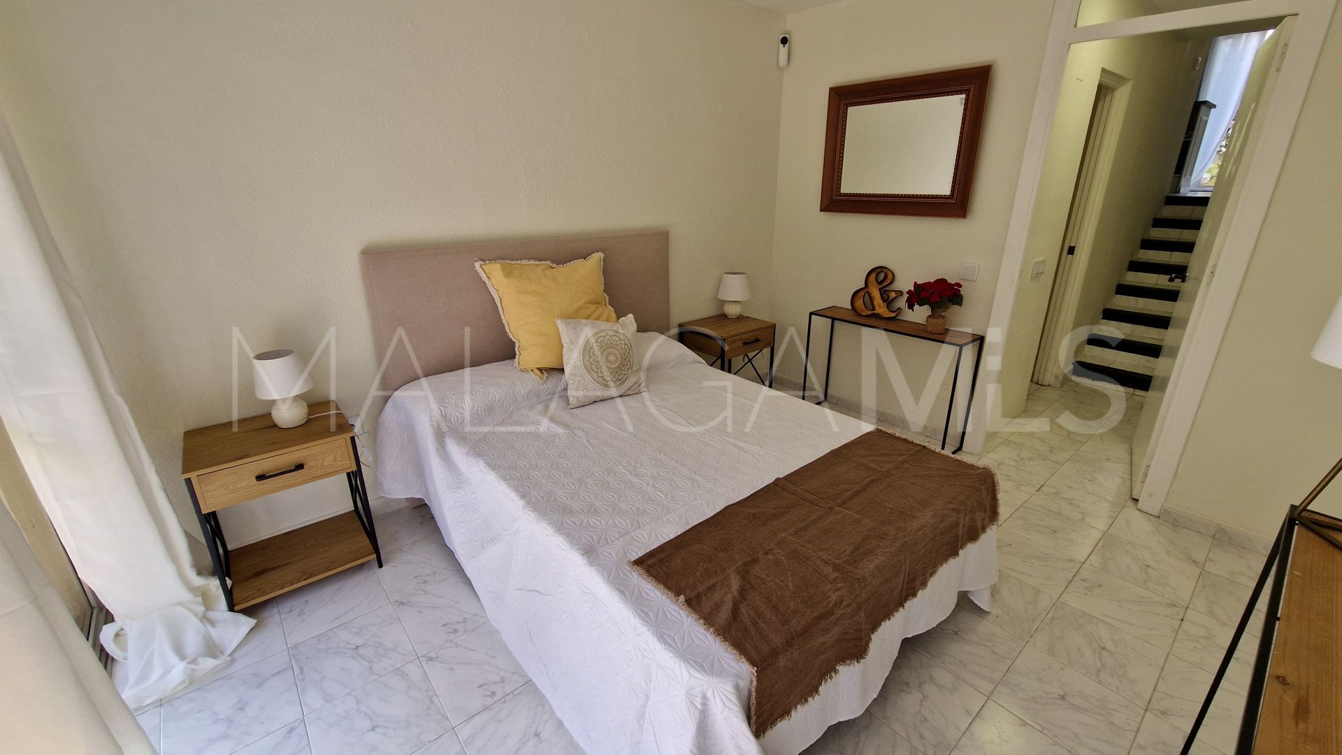 1 bedroom El Pirata ground floor duplex for sale