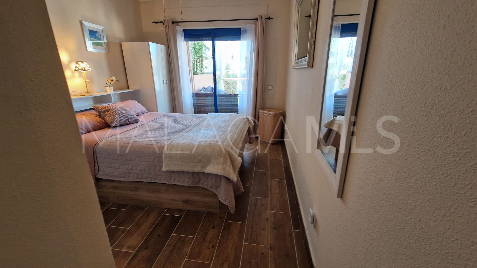 For sale ground floor apartment in Duquesa Suites