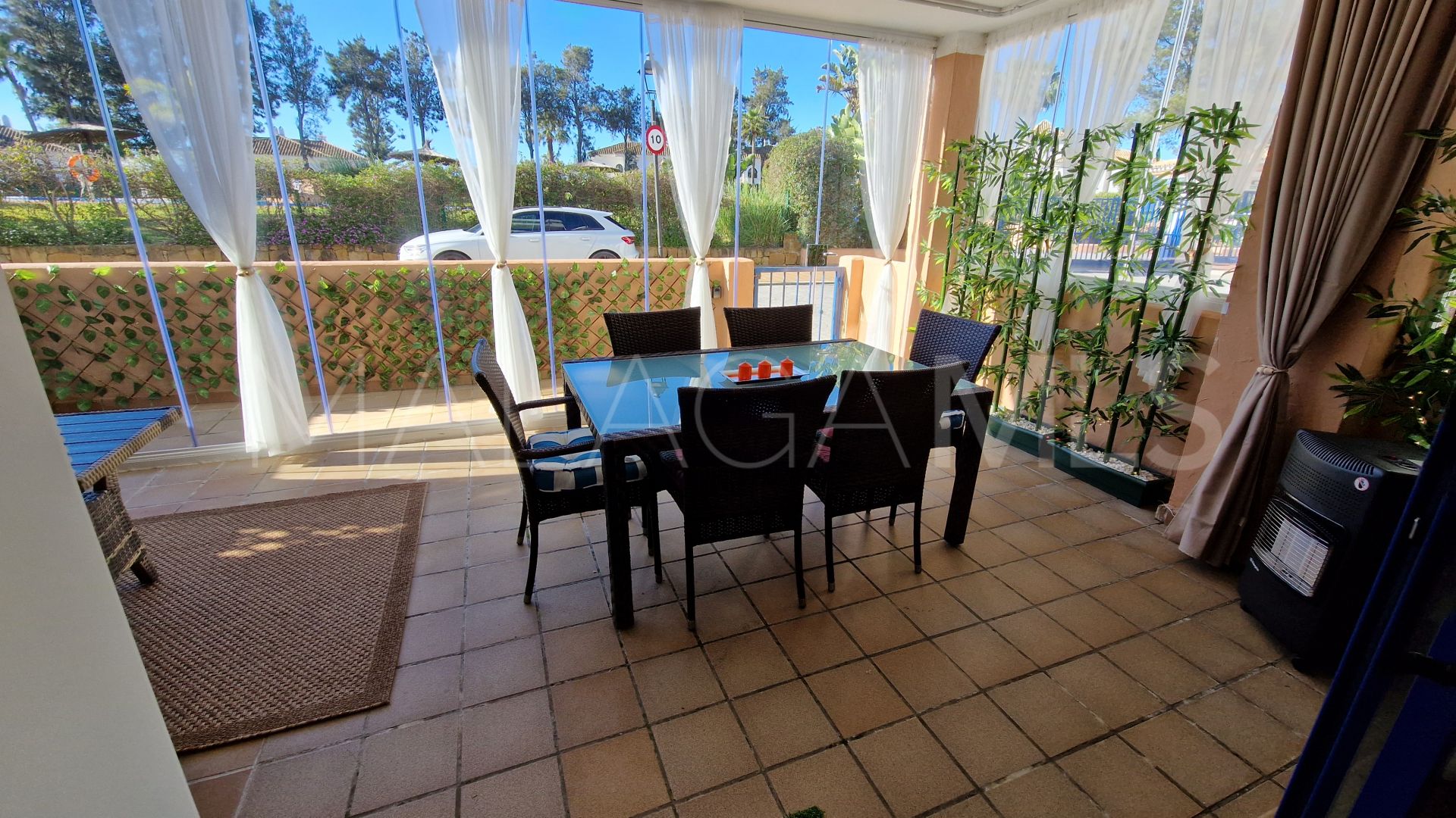For sale ground floor apartment in Duquesa Suites