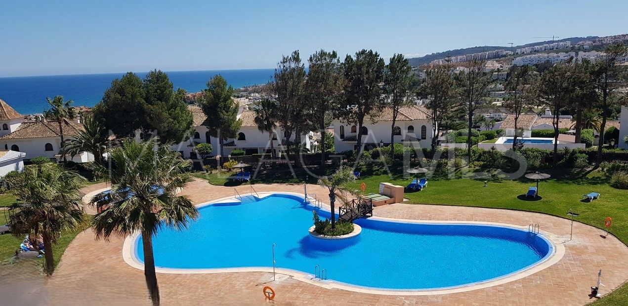 For sale ground floor apartment in Duquesa Suites