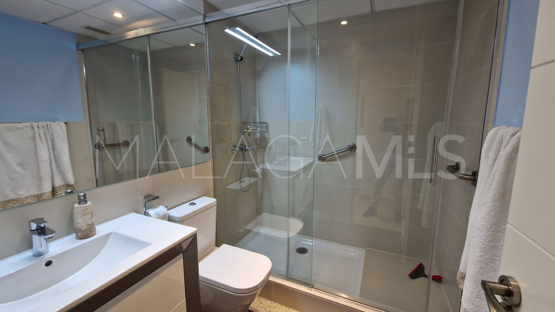 Appartement rez de chaussée for sale in Casares Playa