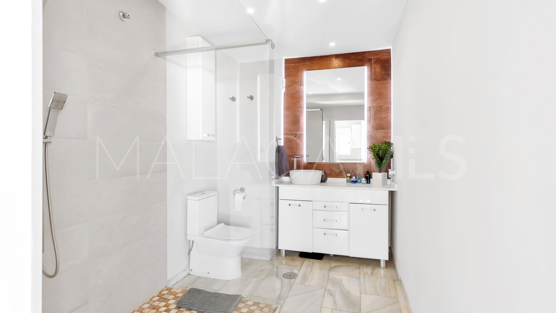 For sale Estepona Playa apartment