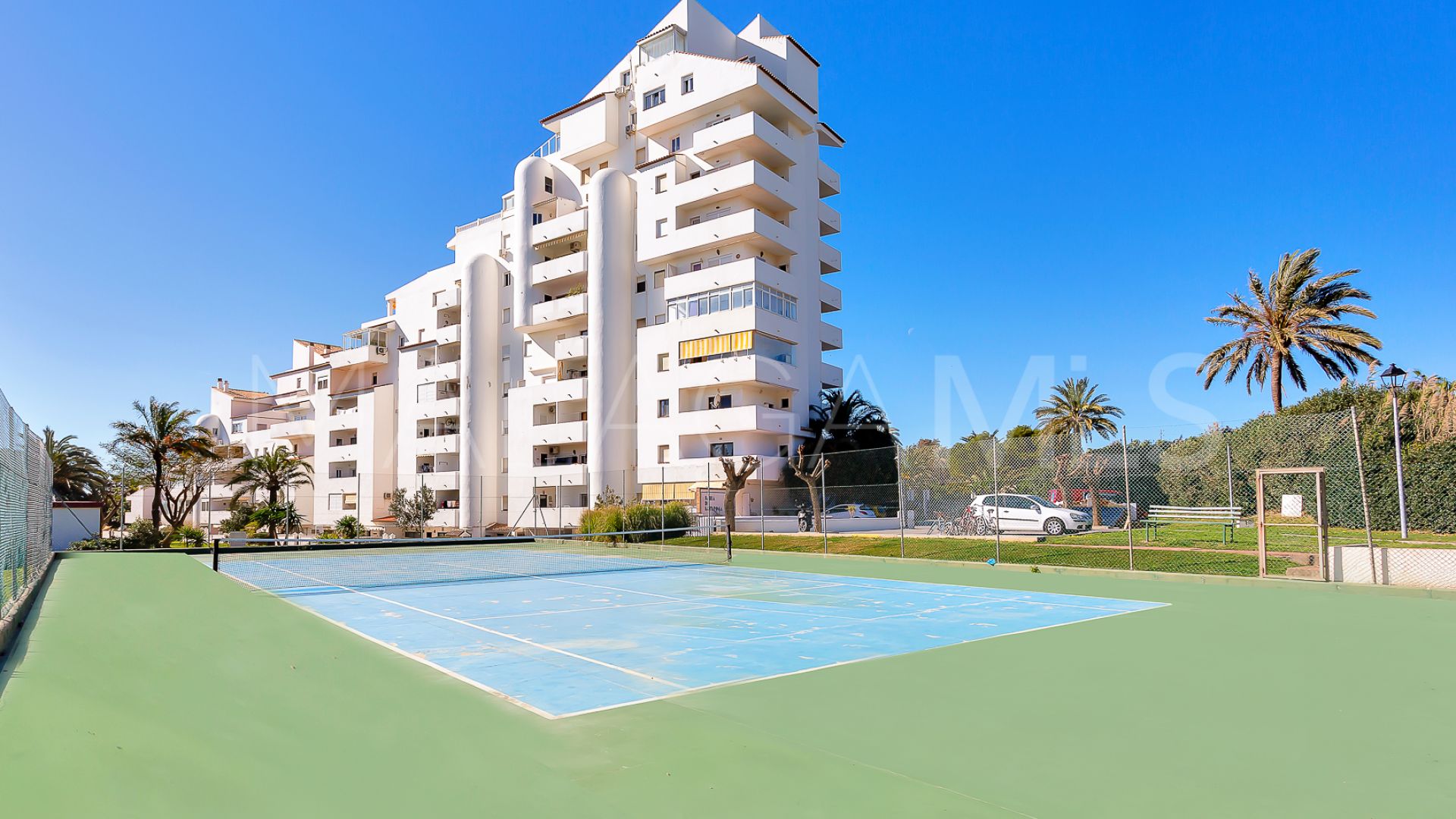 For sale Estepona Playa apartment